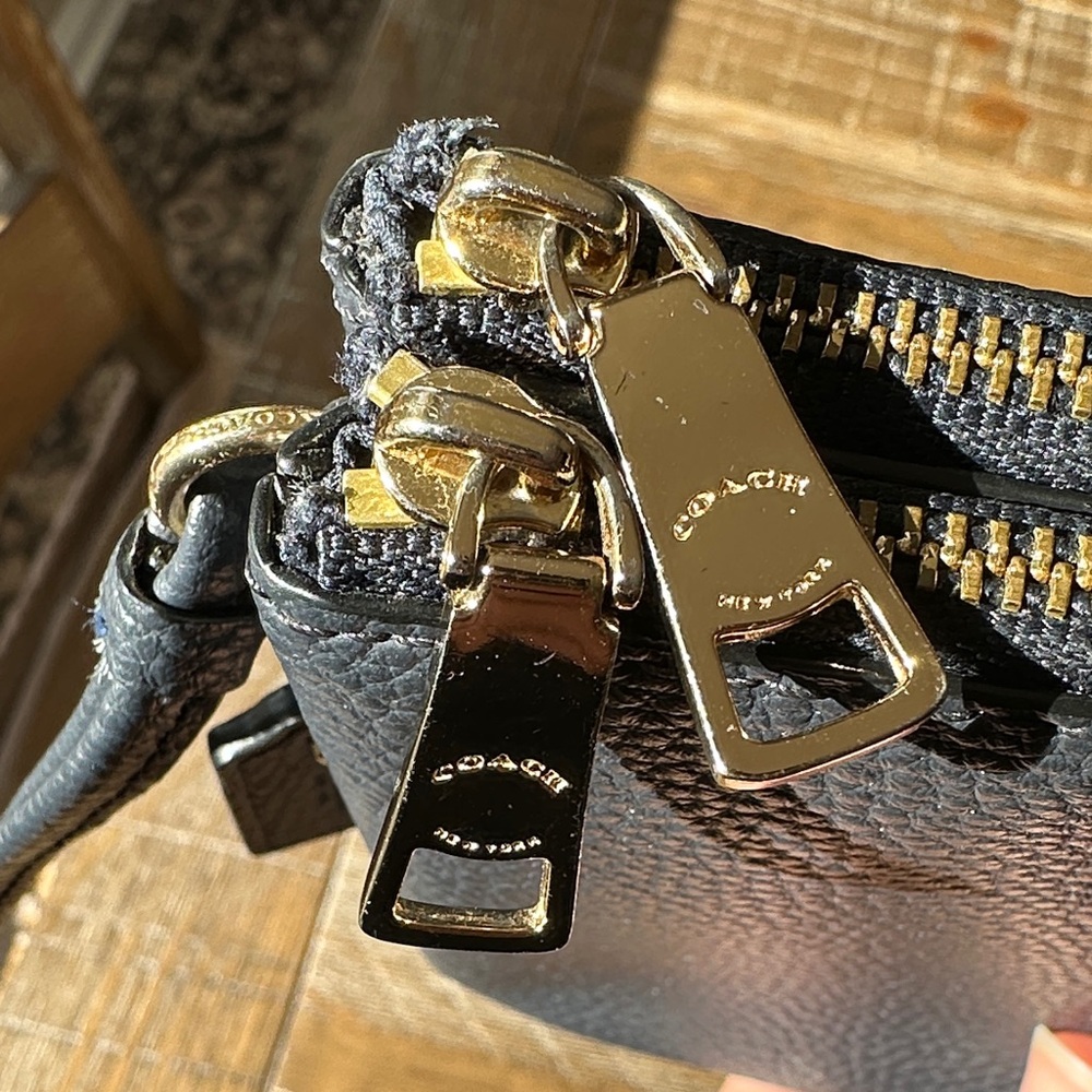 Coach Blue Wristlet with Gold Detail - Picture 4 of 12